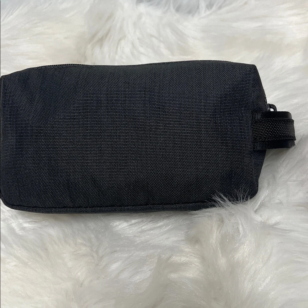 Tumi Men's Black Toiletry Bag -Compact Travel Dopp Kit